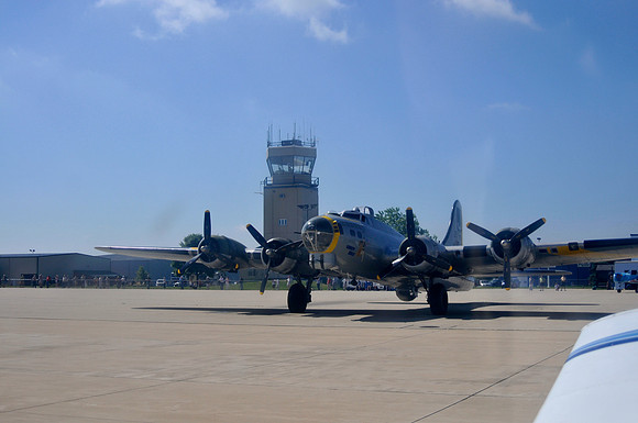B17 Taxing Out.....