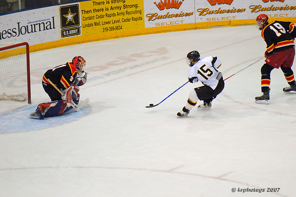 Iowa - Iowa State Hockey Action