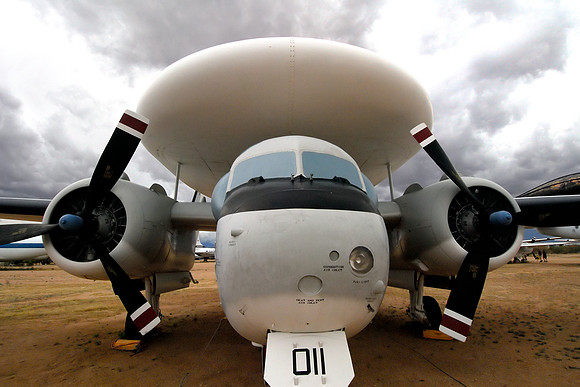 GRUMMAN E-1B (WF-2) TRACER